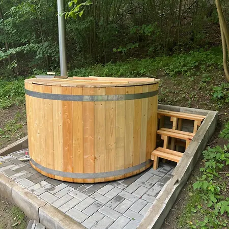 Holiday home Tomova Bouda - Sauna & Relax & Polosamota Hana